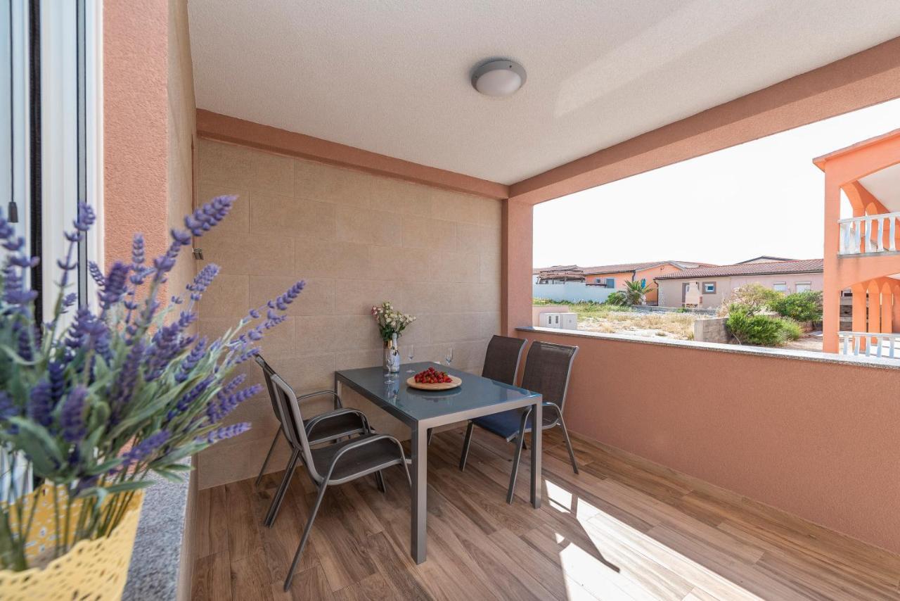 Luxury Apartments - La Vir 1 & 2 Eksteriør bilde