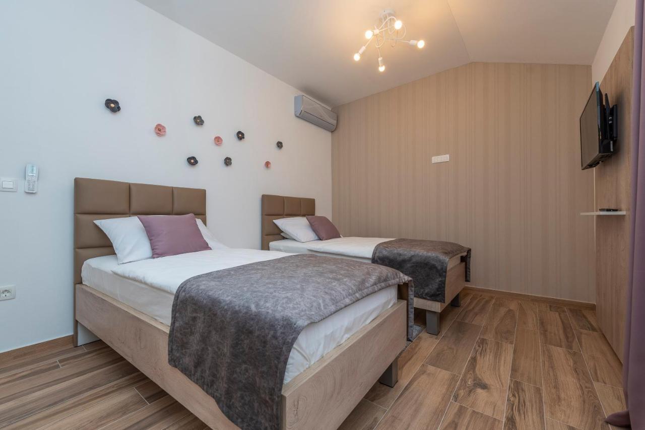 Luxury Apartments - La Vir 1 & 2 Eksteriør bilde