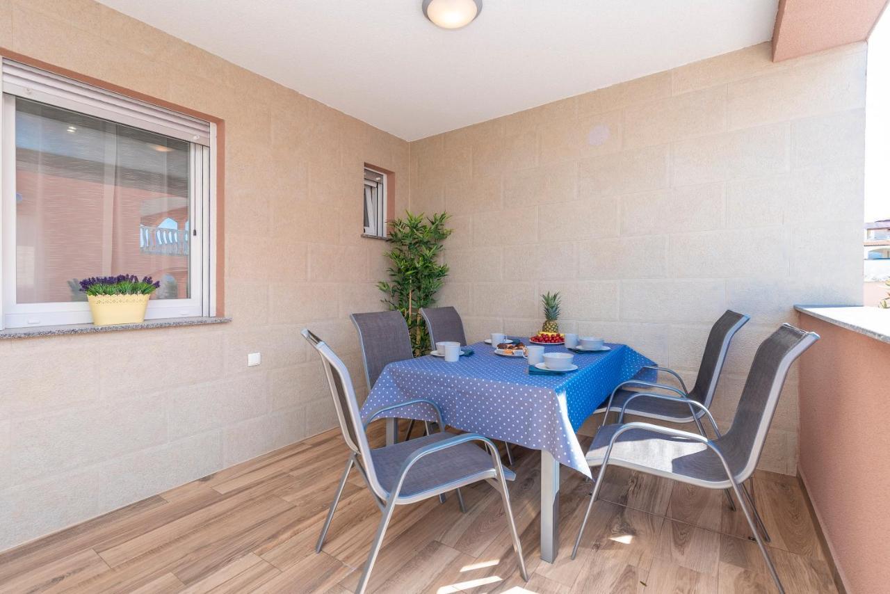 Luxury Apartments - La Vir 1 & 2 Eksteriør bilde