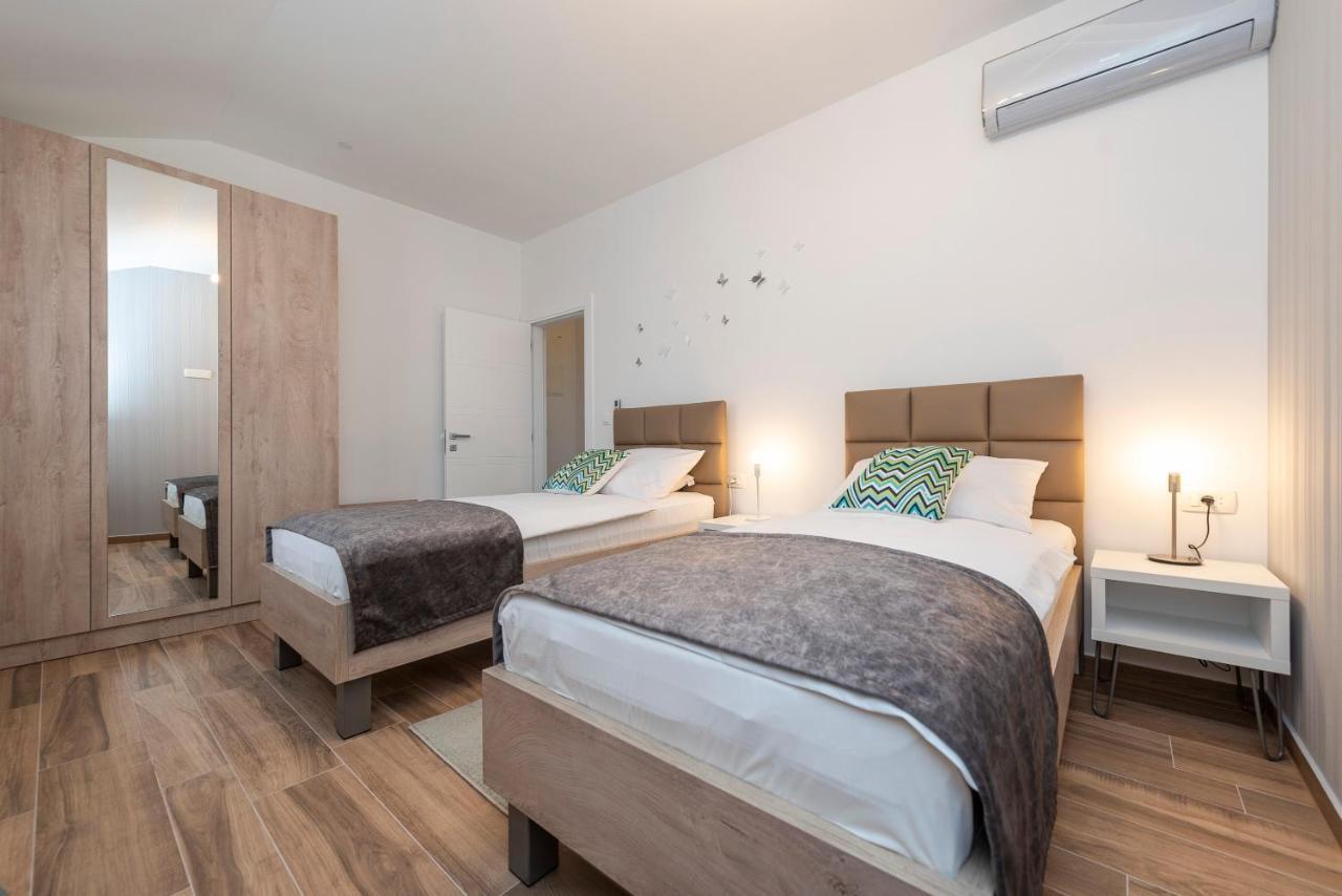 Luxury Apartments - La Vir 1 & 2 Eksteriør bilde