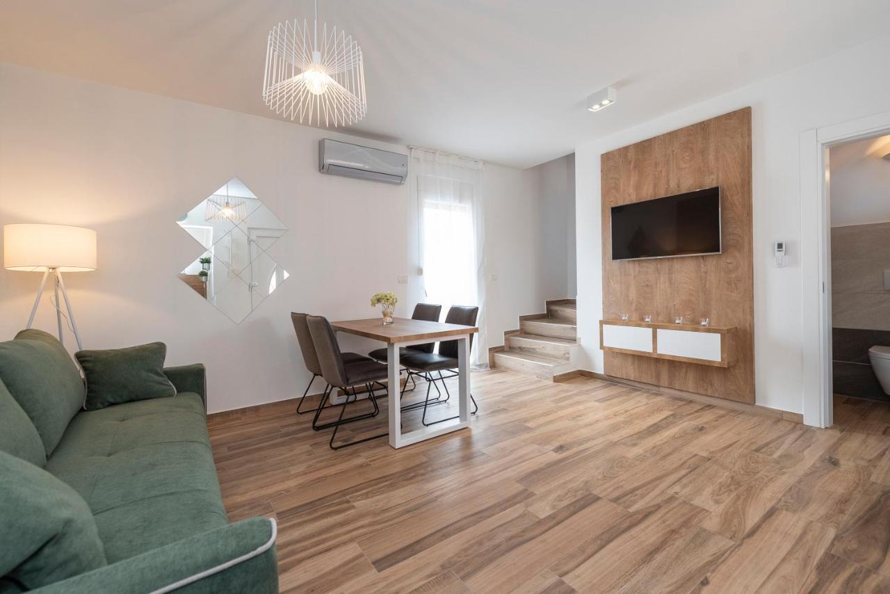 Luxury Apartments - La Vir 1 & 2 Eksteriør bilde