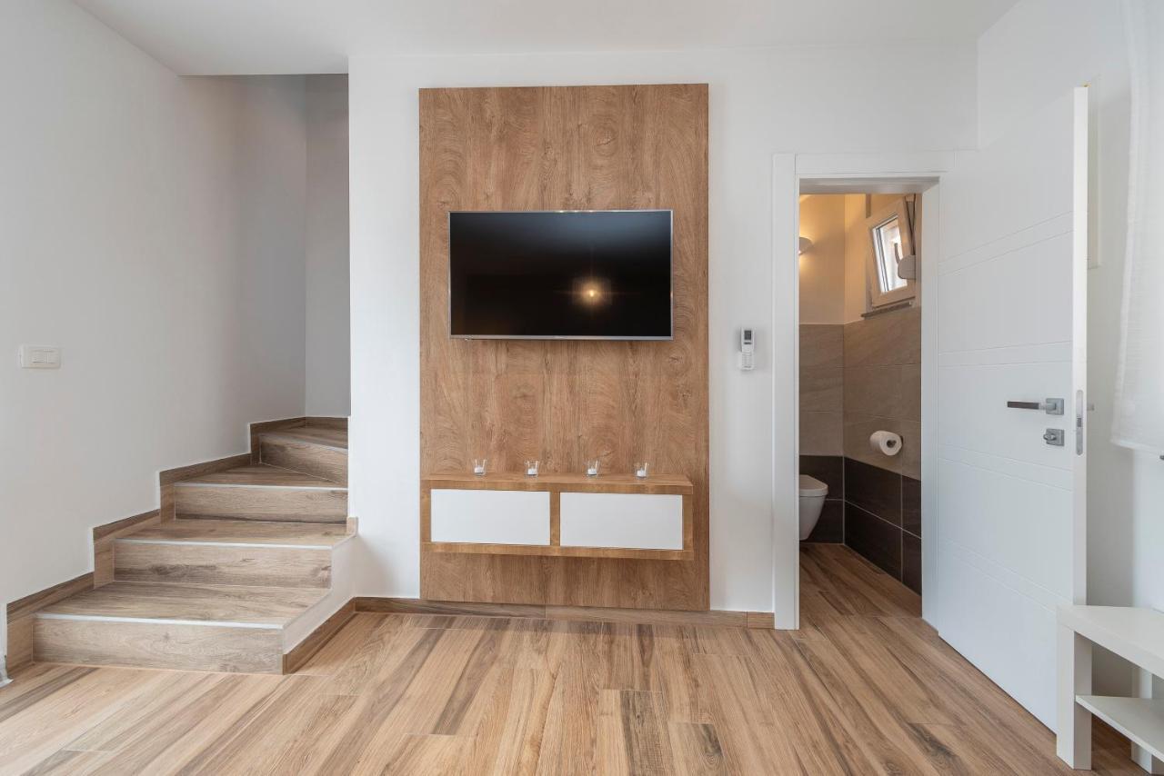 Luxury Apartments - La Vir 1 & 2 Eksteriør bilde