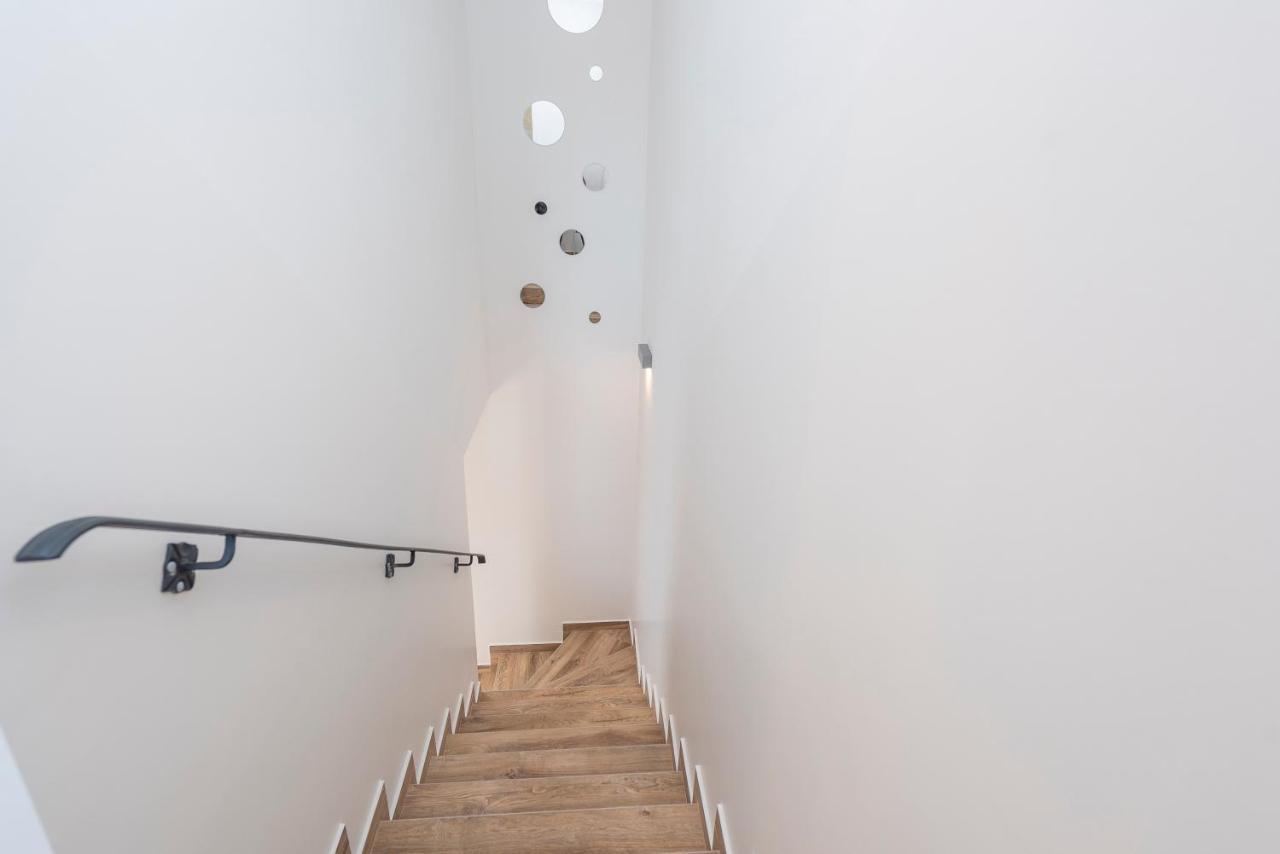 Luxury Apartments - La Vir 1 & 2 Eksteriør bilde